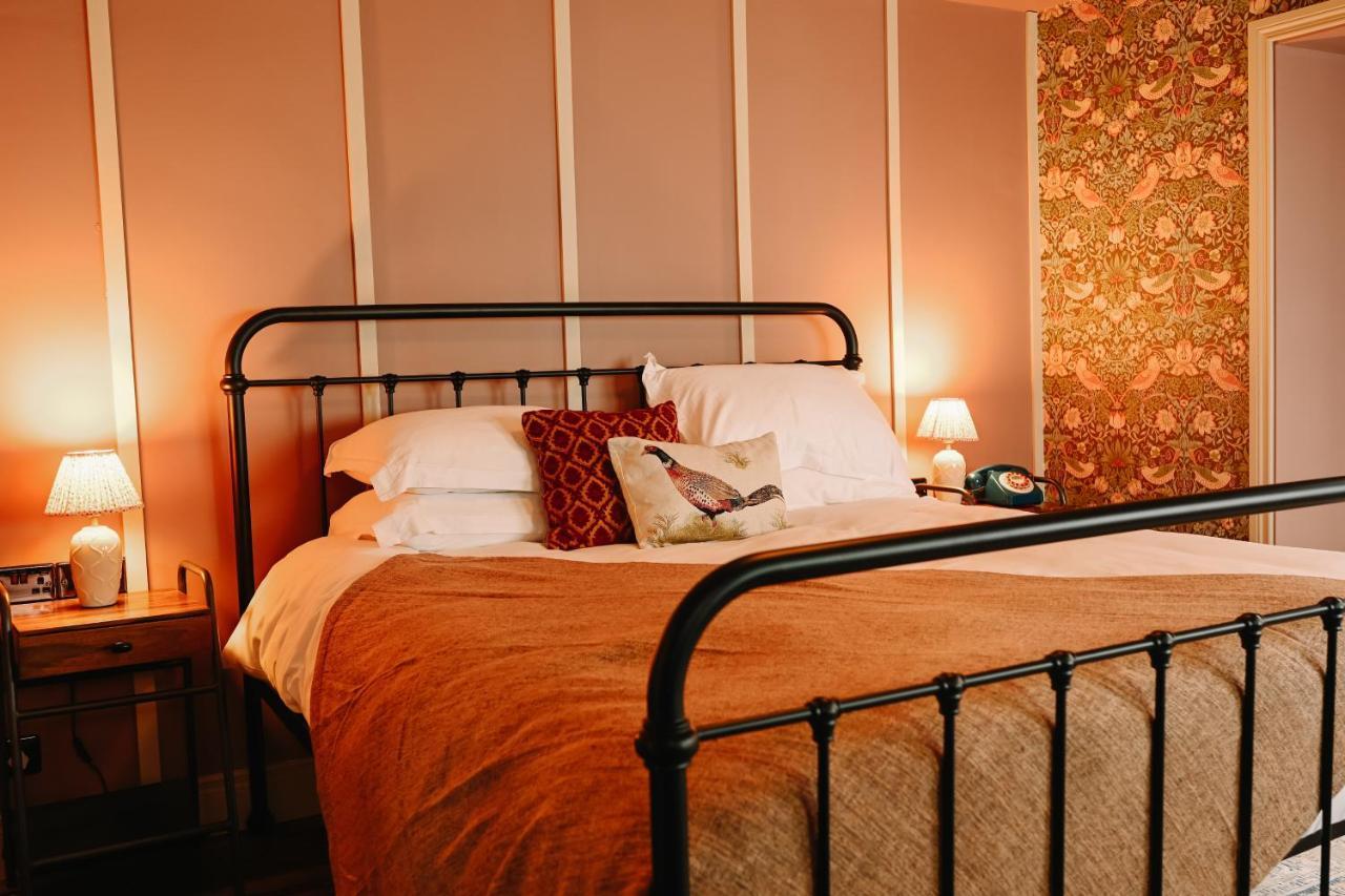 טמפלפטריק The Rabbit Hotel & Retreat מראה חיצוני תמונה