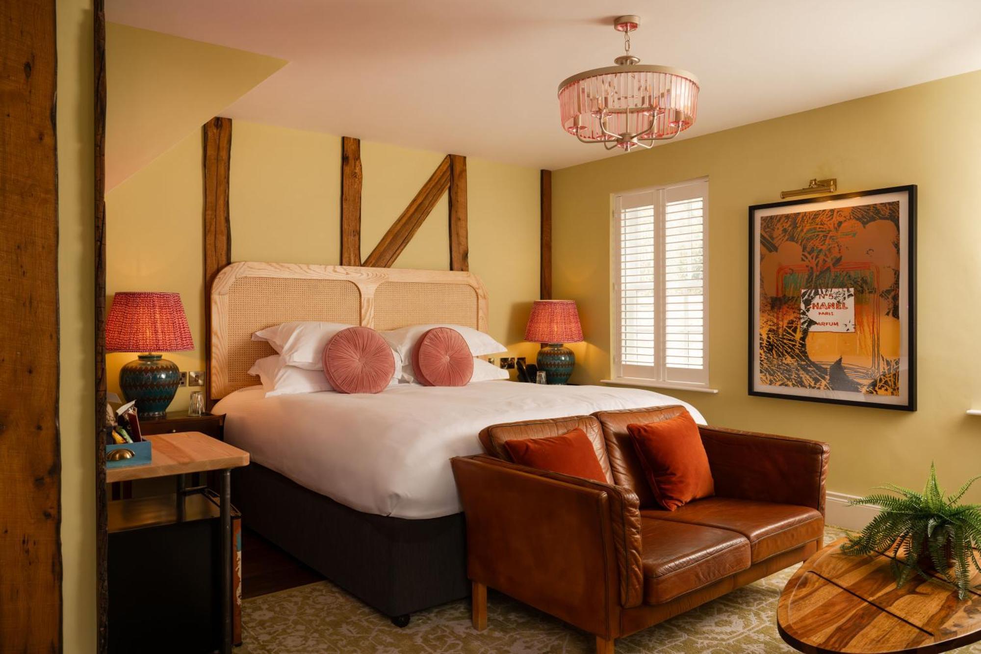 טמפלפטריק The Rabbit Hotel & Retreat מראה חיצוני תמונה